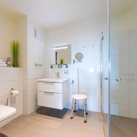 Atlantica - In Der Hafenresidenz Mit Wellness & Mueritzblick Apartman