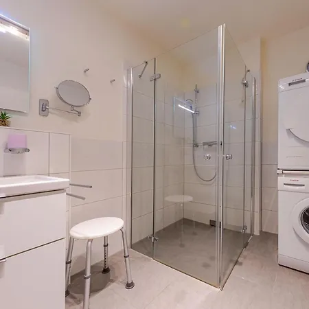 Apartman Atlantica - In Der Hafenresidenz Mit Wellness & Mueritzblick Waren