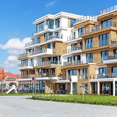 Апартаменты Atlantica - In Der Hafenresidenz Mit Wellness & Mueritzblick