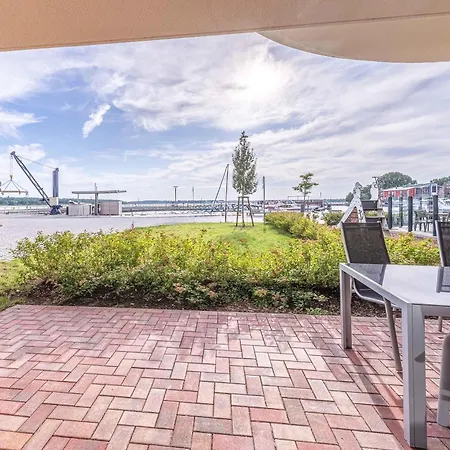Atlantica - In Der Hafenresidenz Mit Wellness & Mueritzblick Apartman